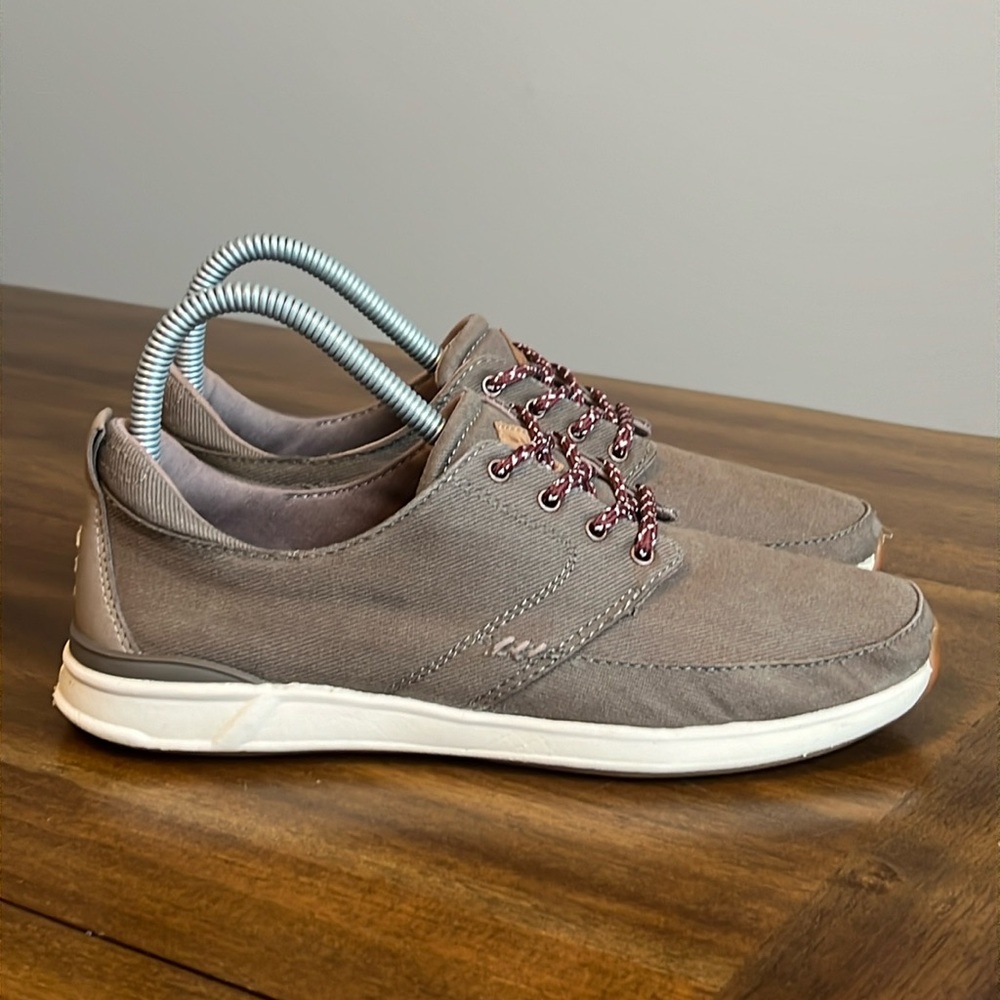 Reef Rover Low Brown Shoes Womens Size 8 Sneakers